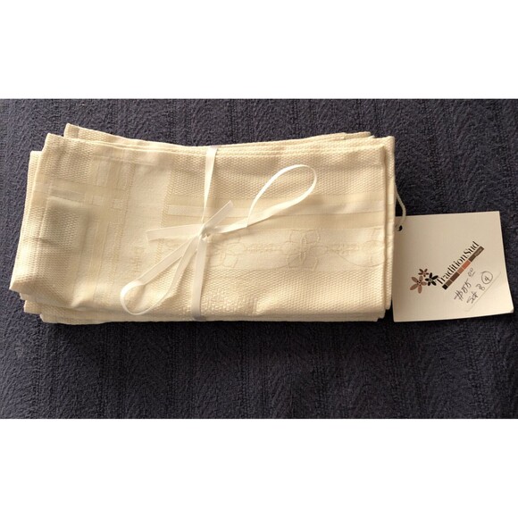 Tradition Sud Home Napkins qty 4 Made In Turkey Cream NWT Cotton Floral - Picture 1 of 6
